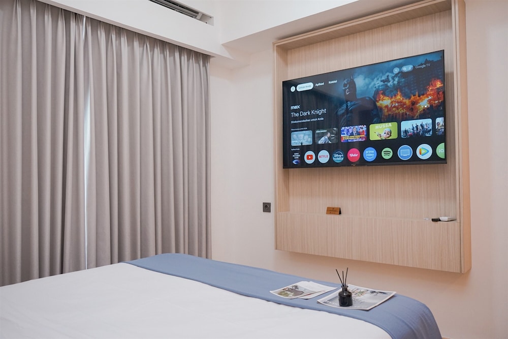Comfortable and Best View 3BR Apartment Sky House BSD