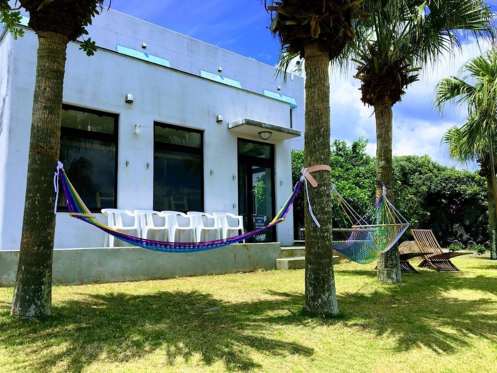 Seadive Guest House