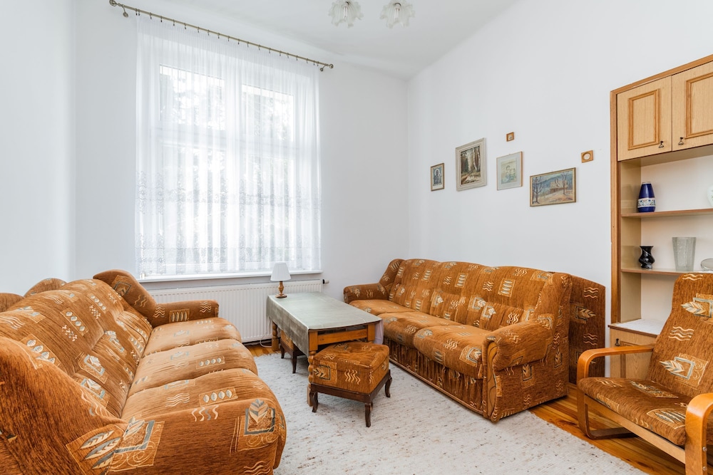 Sopocki Kredensik by Grand Apartments