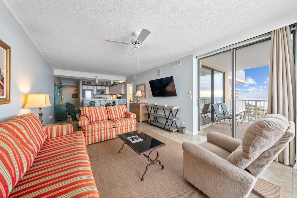 Romar Place 705