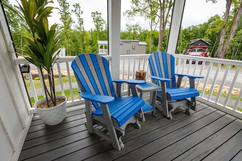 Captain's Quarters