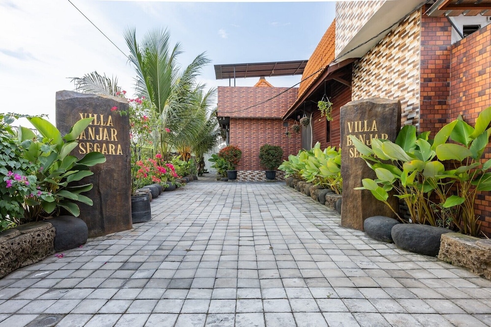 Cove Villa Banjar Segara