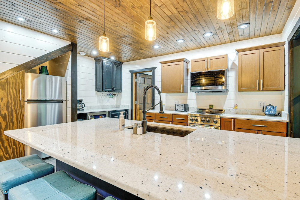 Red River Gorge Barndominium: Dog Friendly!