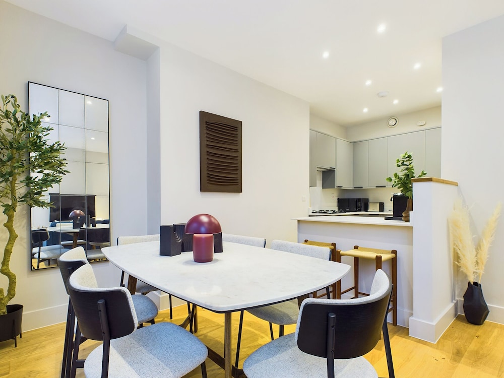 Be London - Piccadilly Circus Residences