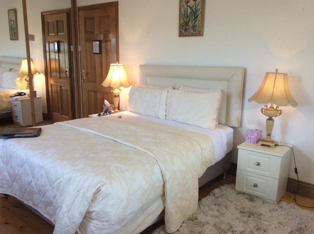 Rosdarrig House