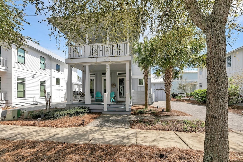 Seagrove Serenity