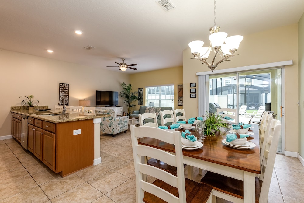 Storey Book Dreams by VillaDirect - Image 5