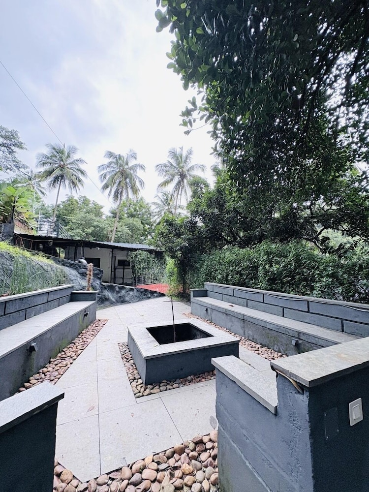 Vayalada Garden resort