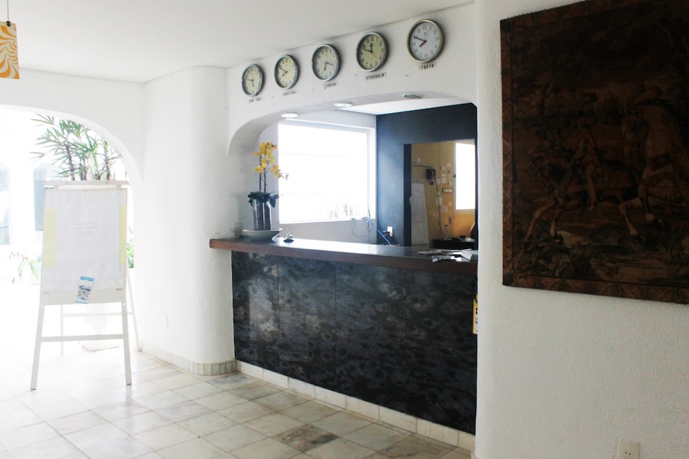 Hotel Enseada Palace Hotel - Image 1