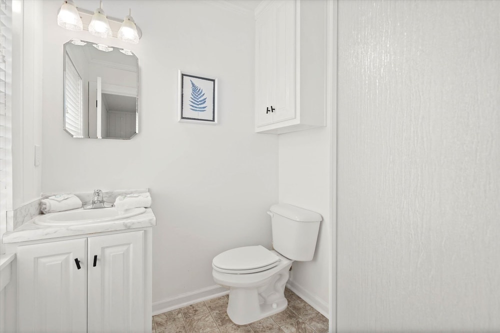 Dauphin Island Escape - 102 Ponchartrain Ct 3 Bedroom Home