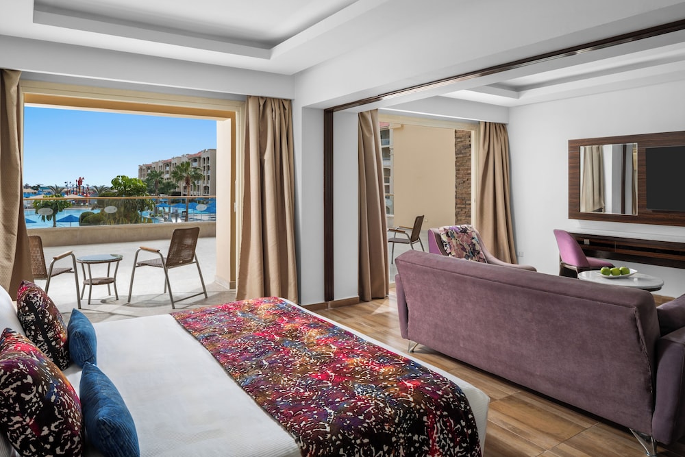 Pickalbatros White Beach Resort - Hurghada