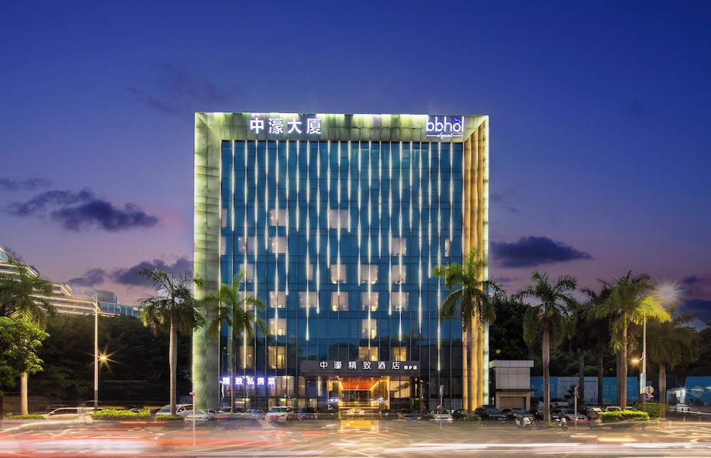 CNHOL RADIENT HOTEL
