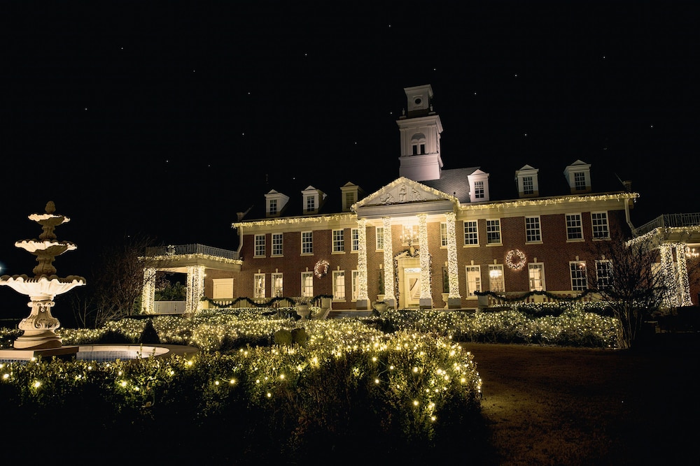 Dominion Gardens and Hotel