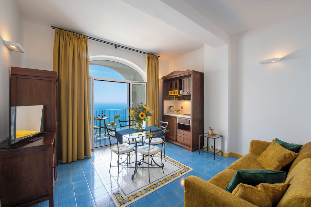 Amalfi residence