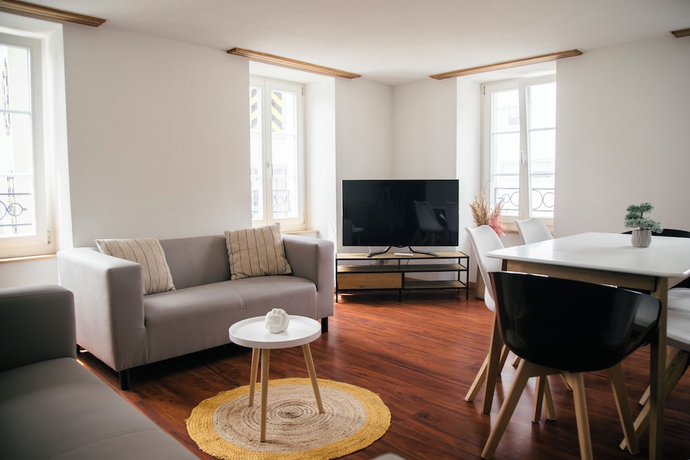 Nimbuzzz Apartments