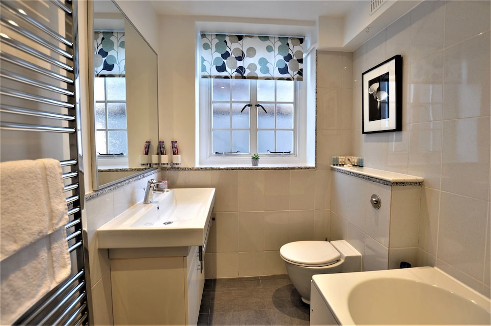 Luxury 2 Bed Chelsea Knightsbridge Horizon