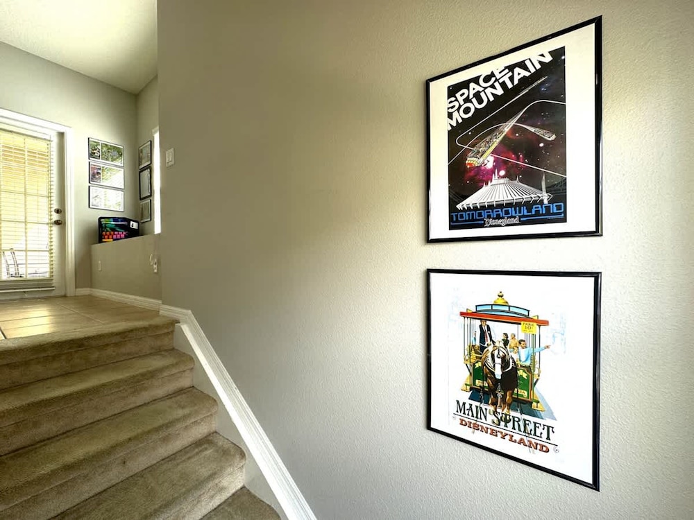 Very Near Disney 3 Bd Condo Walmart 1 min Away