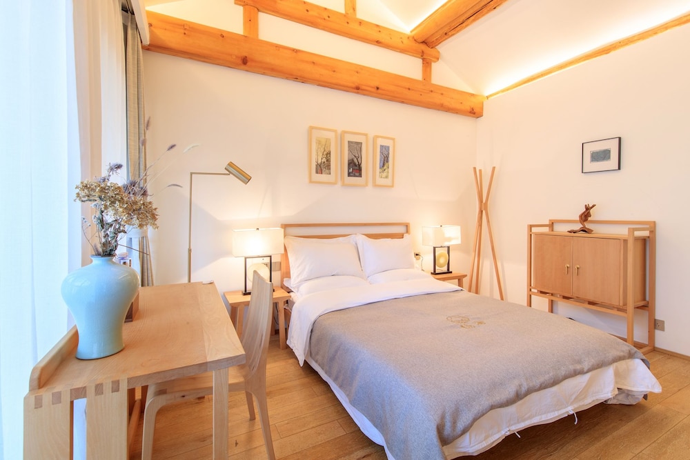 ISVARA Culture Homestay Li Mu Space