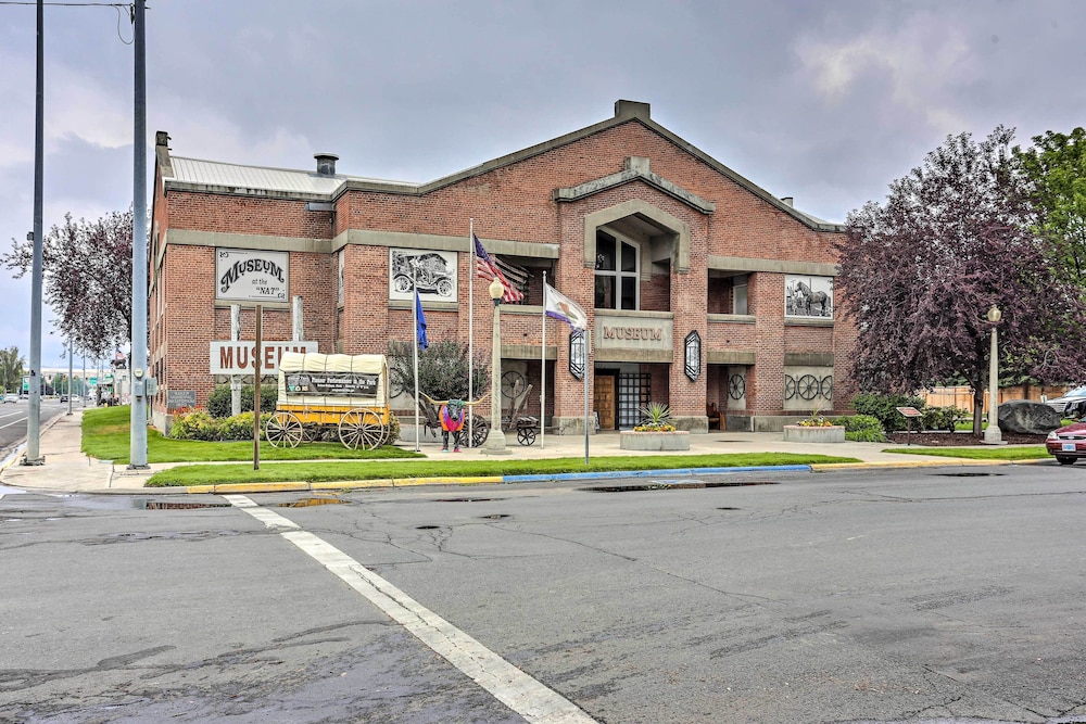 Baker City Vacations - Pet-friendly Baker City Escape w/ Private Yard! - Property Image 6