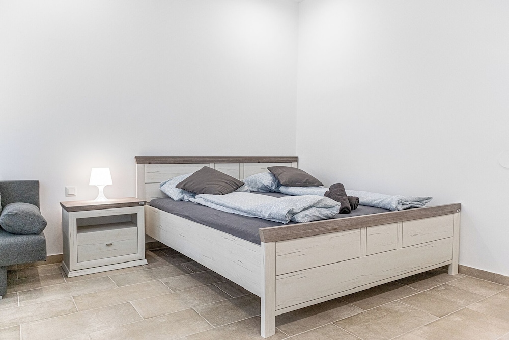 Beautiful 1BR Apartment For Long Stays