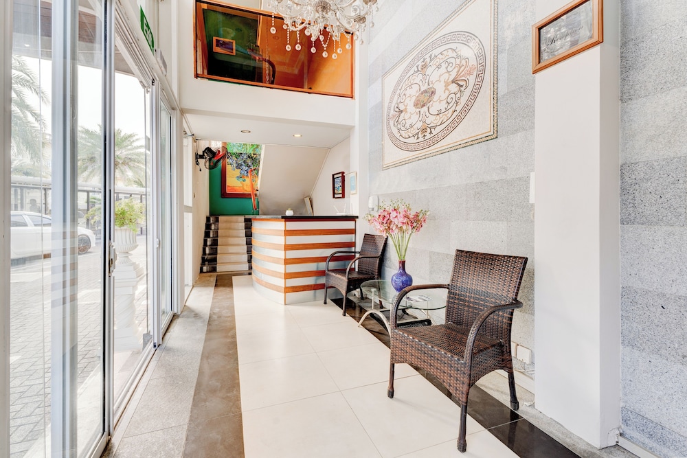 Pereybere Apartment private Balcony (free breakfast) view 2
