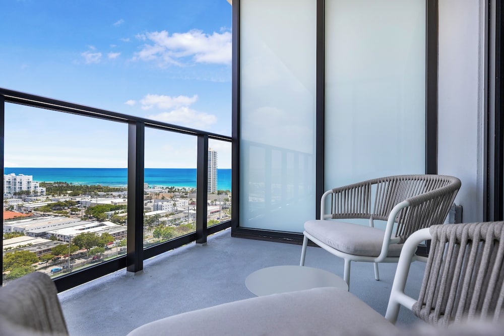 Luxury Condos Near Miami Beach