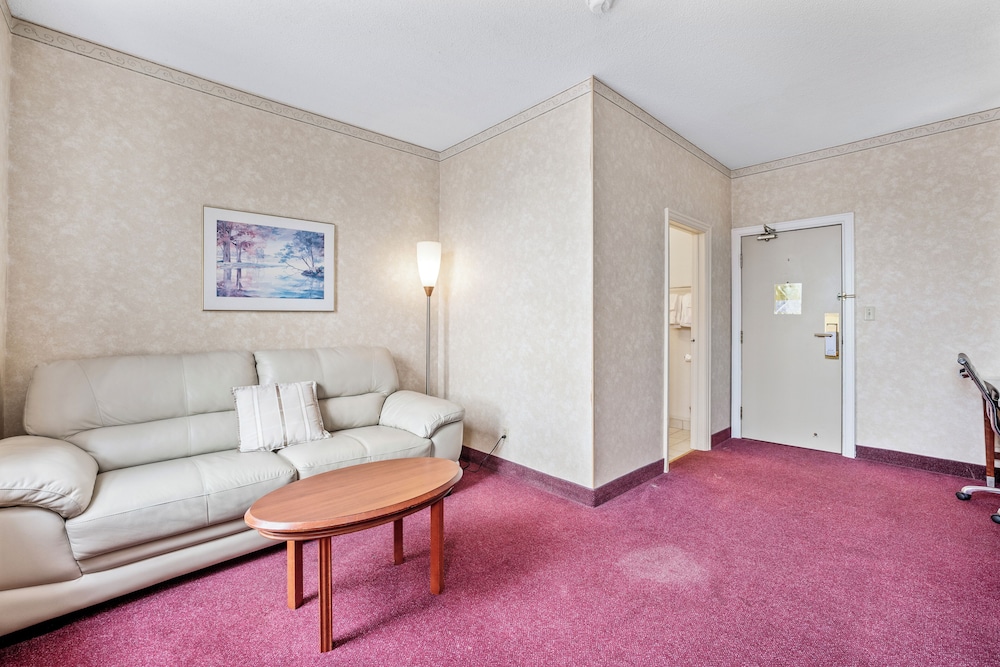 Guelph Vacations - Royal Inn and Suites at Guelph - Property Image 42