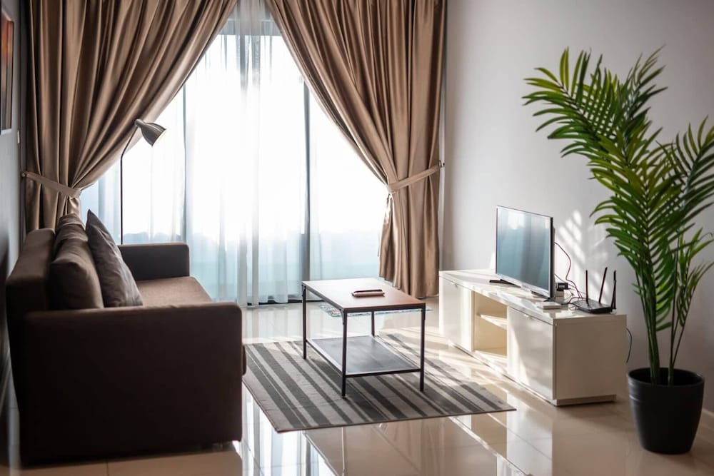 High Floor Suasana Suites 5 in JB City With Wifi