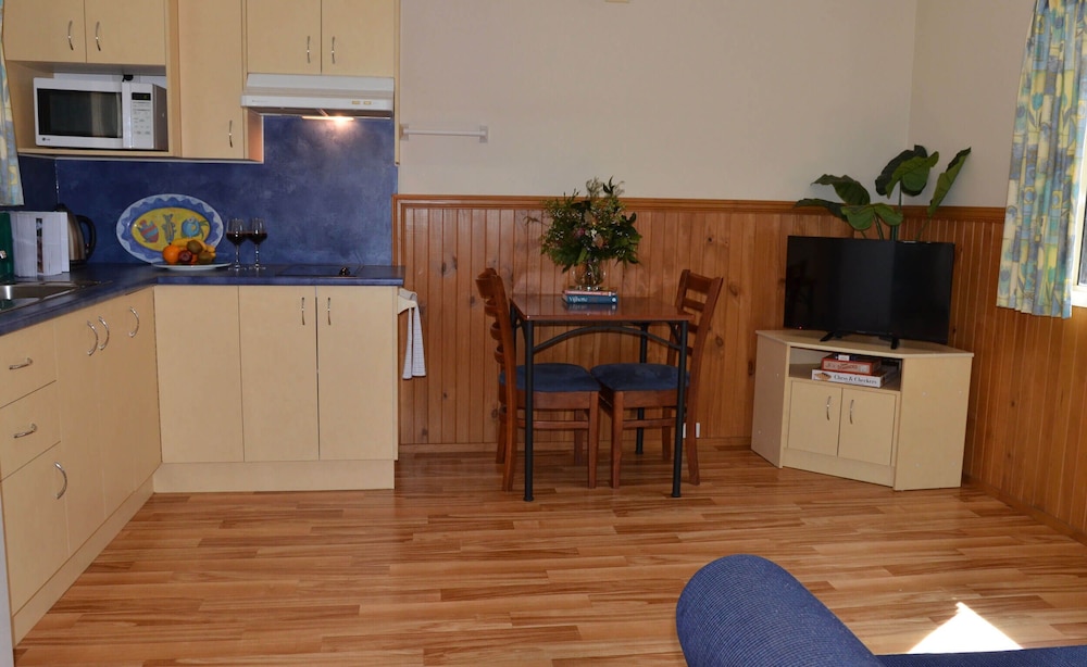 Jervis Bay Cabins & Hidden Creek Campsite