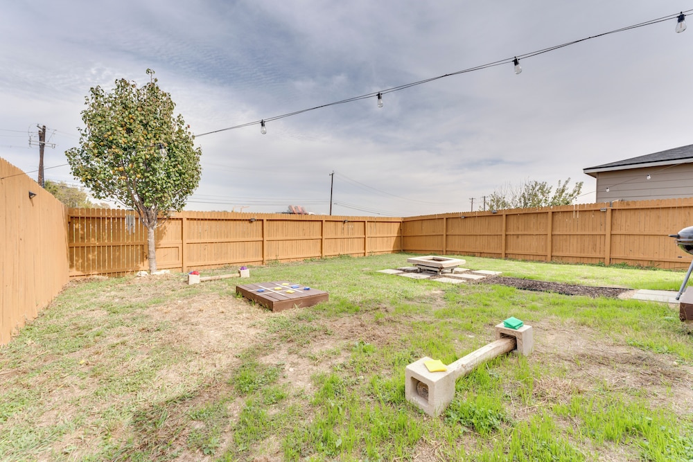 Near Hiking Trails: Home w/ Deck in San Antonio!