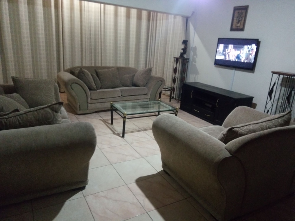 Gina's Home view 5
