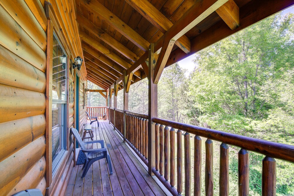 Secluded Smoky Mountain Cabin w/ Theater & Hot Tub view 5