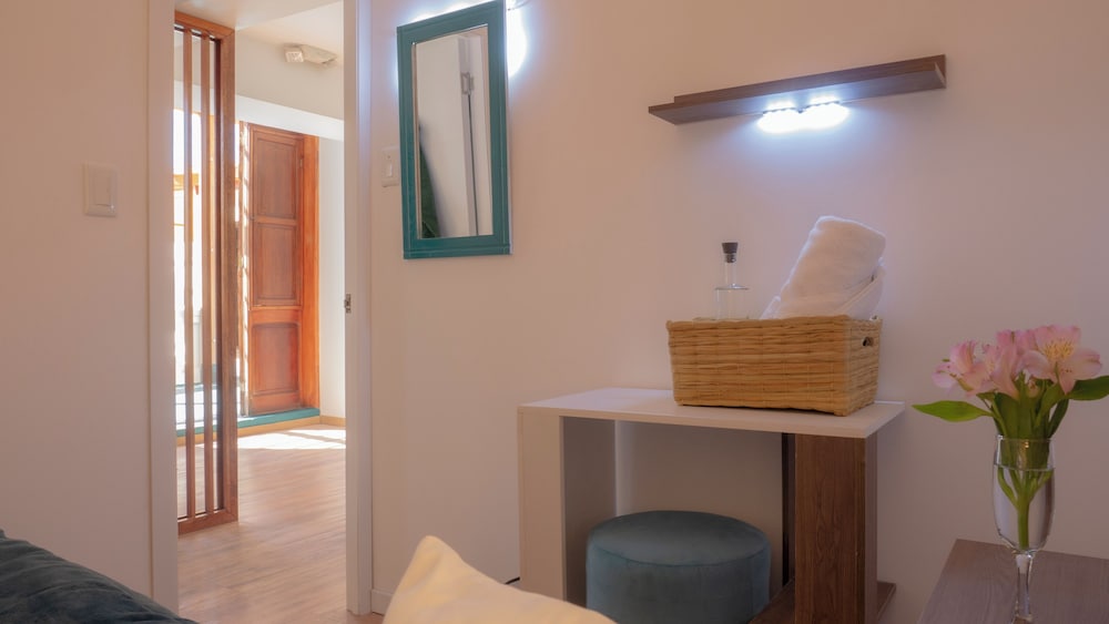 Quito Female Only Hostal-Solo Travelers