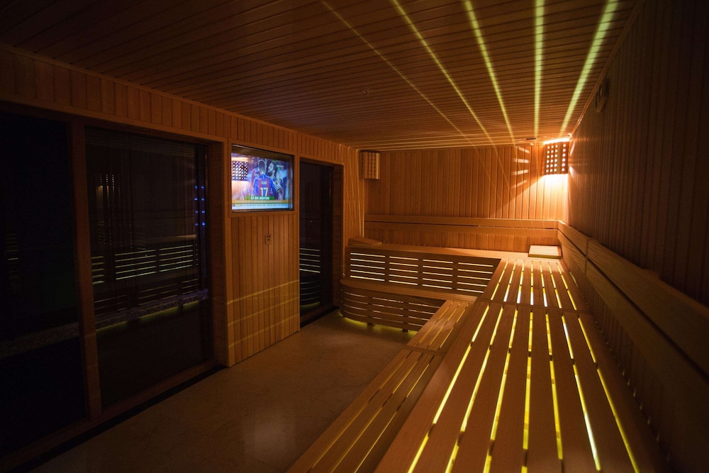 Grand Harilton Hotel - Image 30