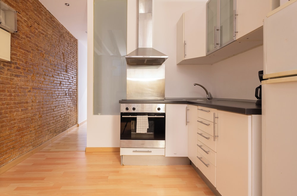 Apartment Near Las Ramblas For Families Or Friends