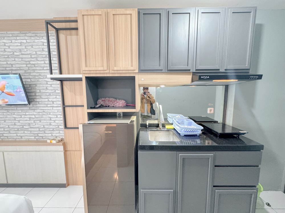 Comfortable Living Studio At Tamansari Prospero Apartment