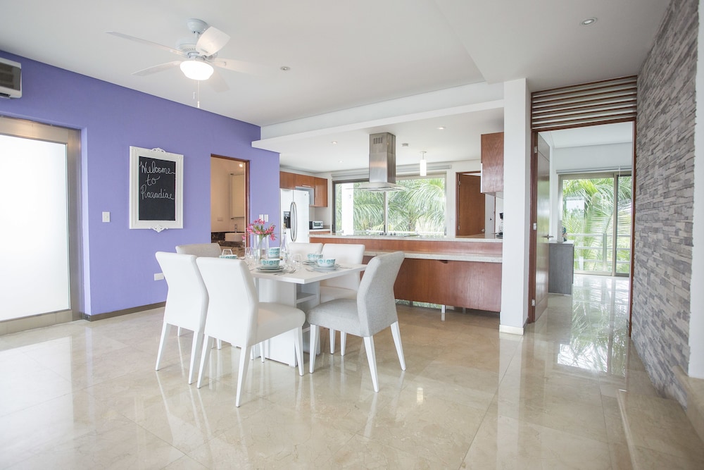 Acacia Condos