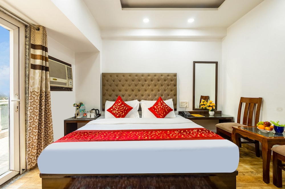 Hotel Kabeer New Delhi Railway Station