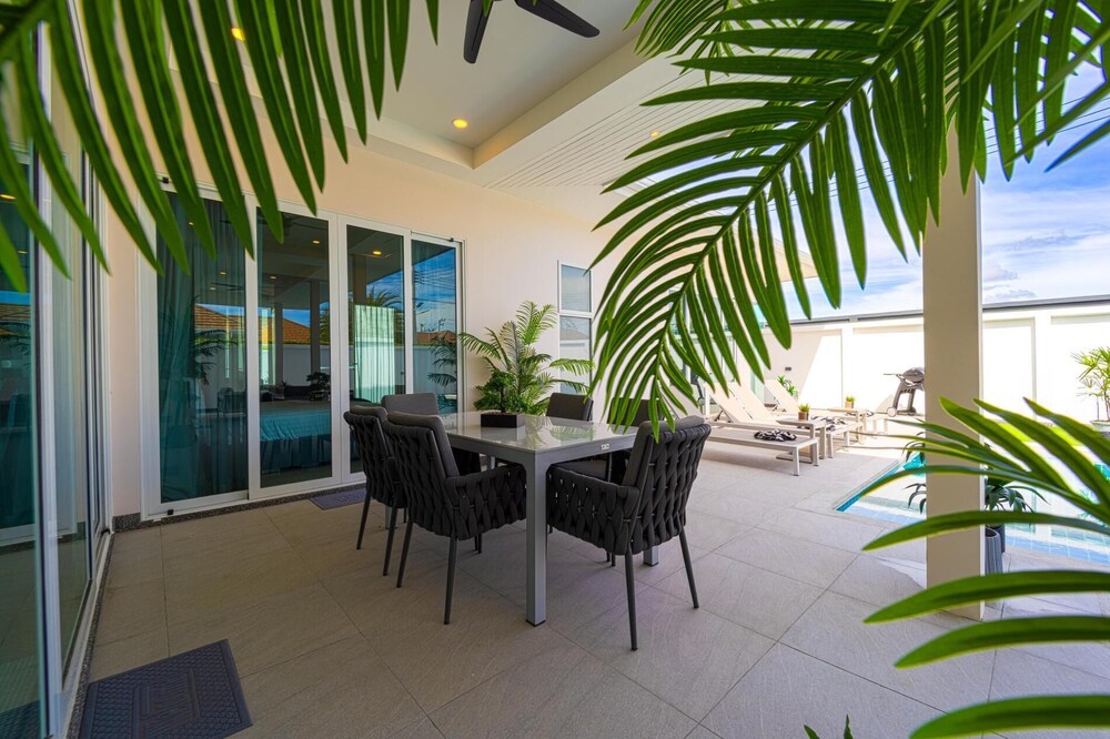Modern Villa 3BR - Great Location KL3
