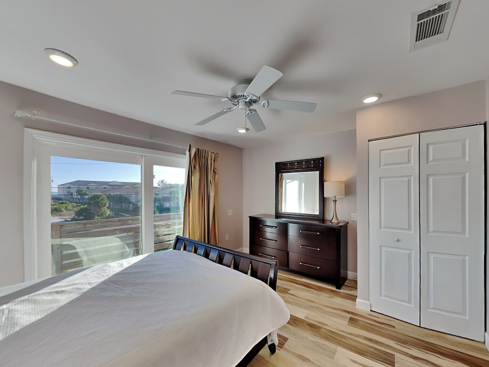 Grande Belle by Southern Vacation Rentals