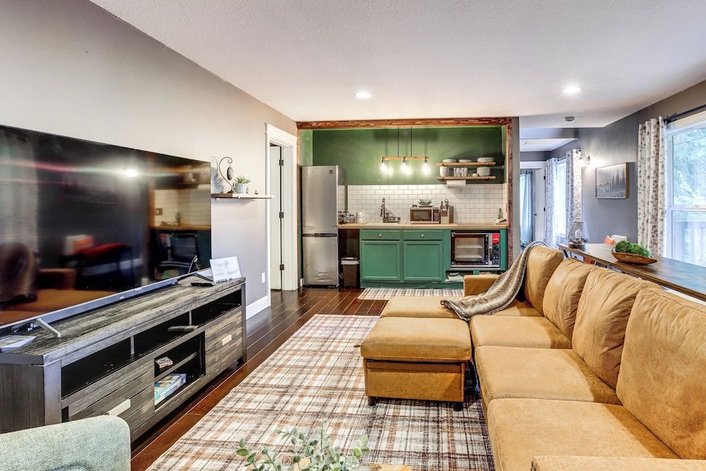 Commuter-friendly Vancouver Rental w/ Yard