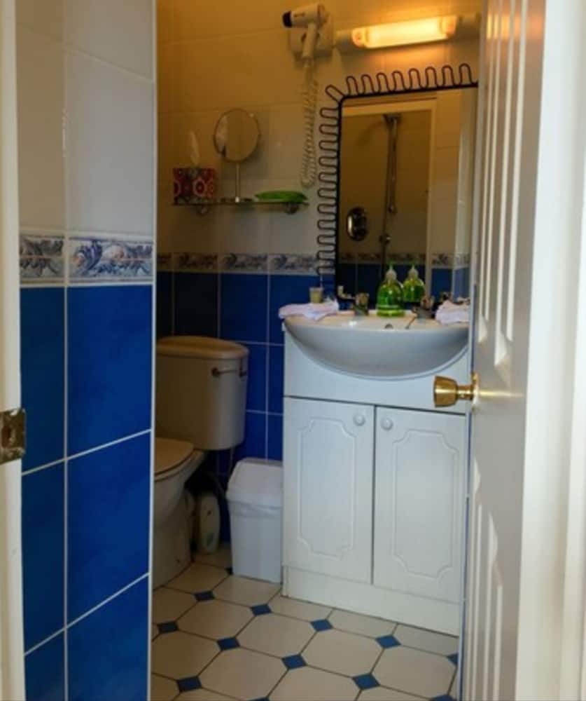 Brookville Guest House