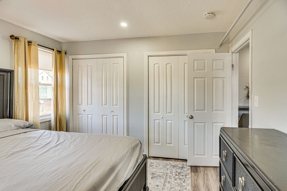 2 Mi to Waterfront: Walkable Fall River Apartment!