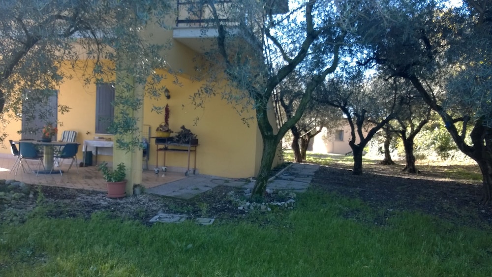 Farmhouse Paradiso