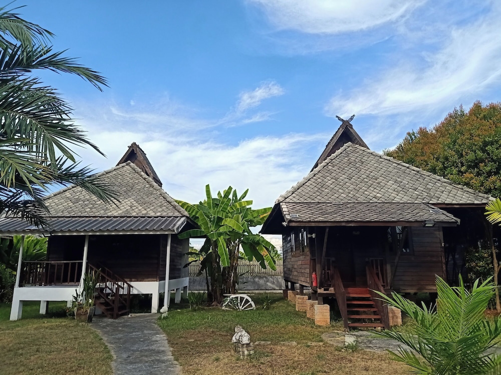 The Forest Hill Cafe & Homestay