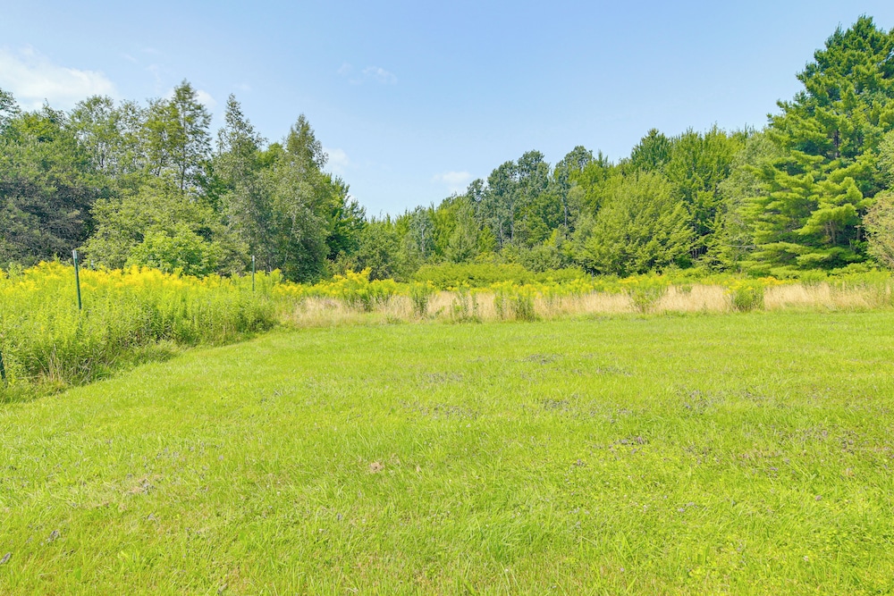 Rural Retreat 3 Mi to Morrisville & Rail Trail!