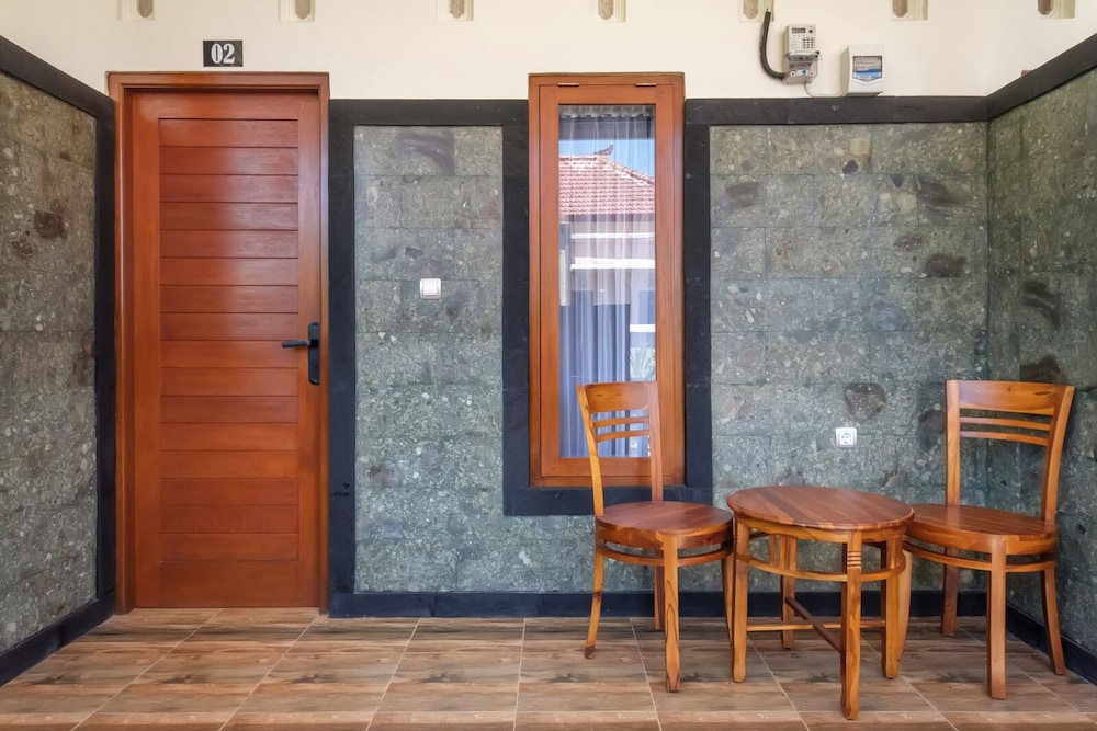 TwoSpaces Living at Bunda Nana Residence
