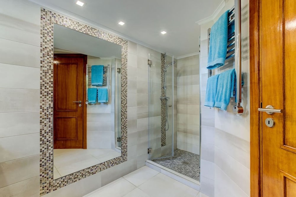 Villa Vale Verde 5 Bedroom Villa 10 min Walk to