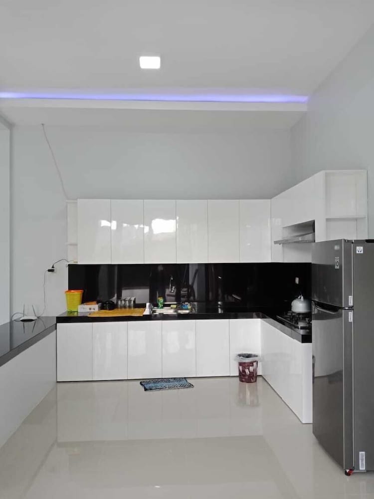 Villa Fahim 2 Puncak 4 Bedroom view 5