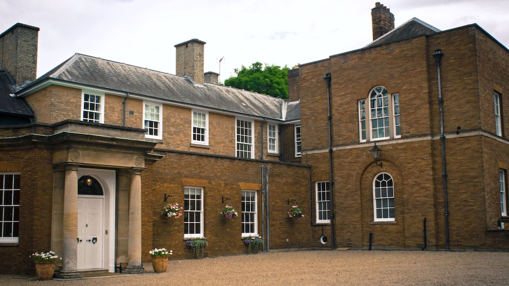 Newmarket Vacations - The Jockey Club Rooms - Property Image 31